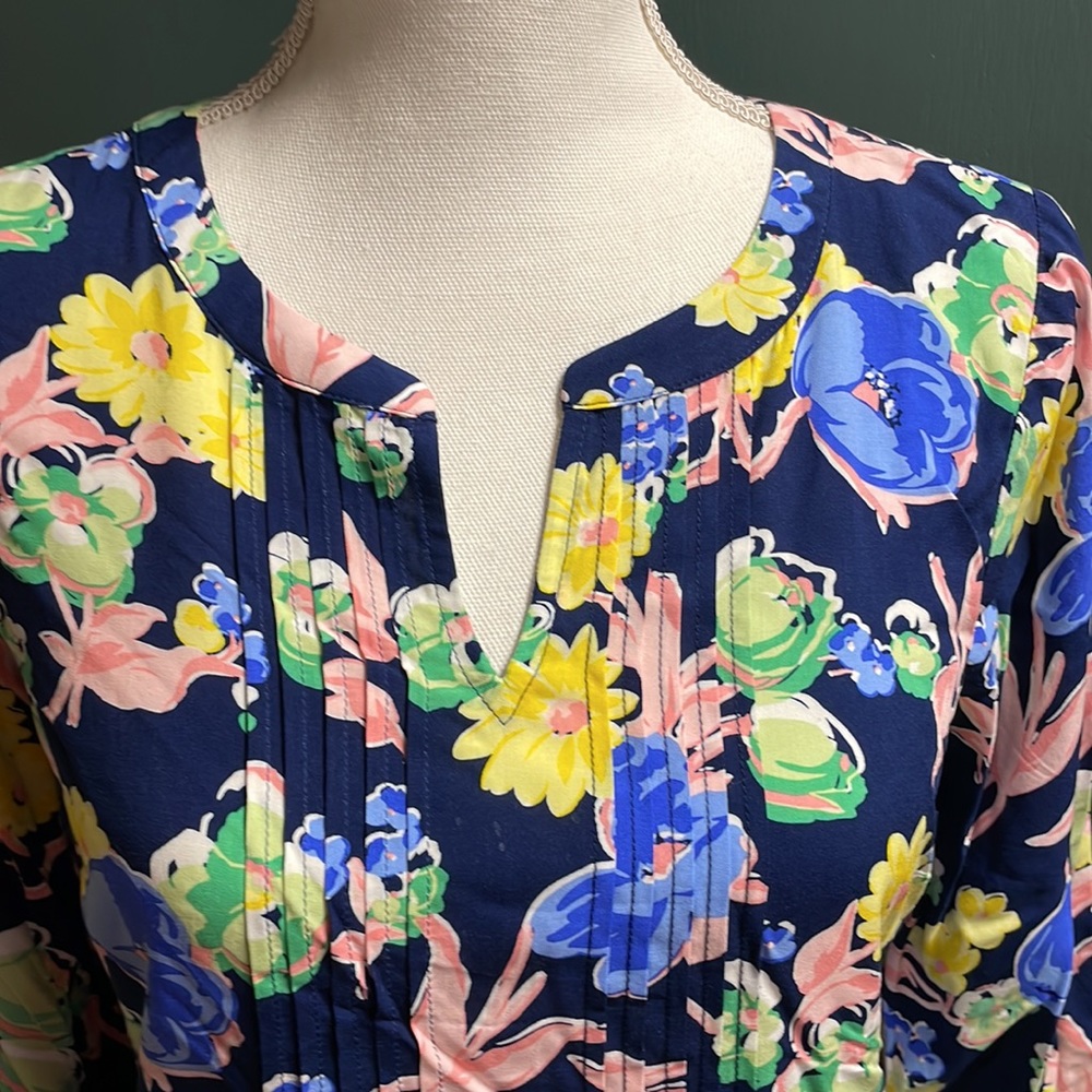 Floral Talbots rayon pullover shirt - Picture 2 of 6